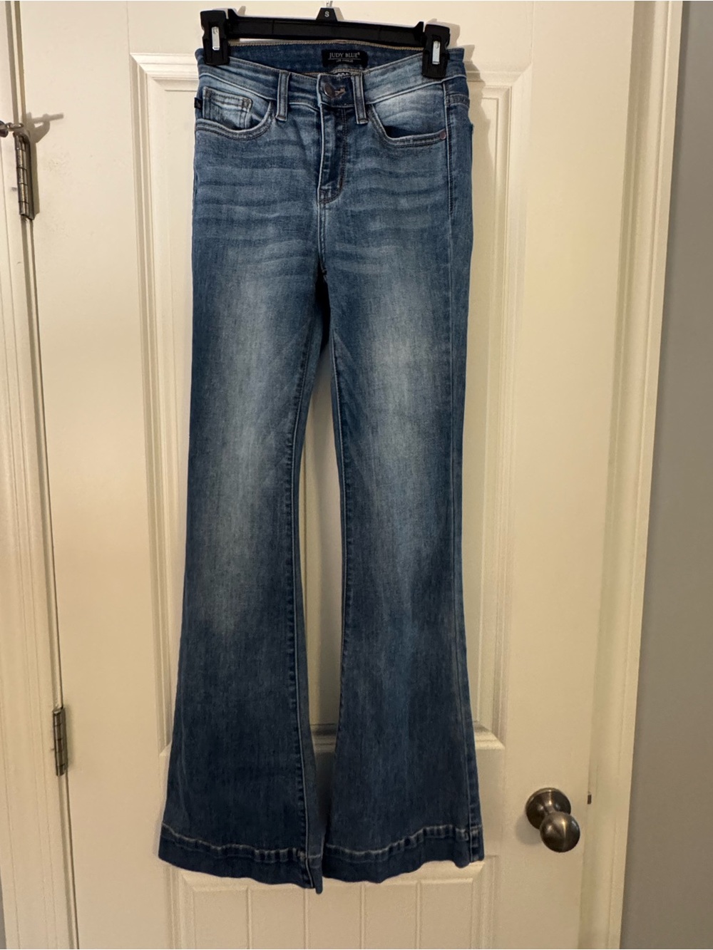 Judy Blue Medium Blue High-Rise Flare Jeans
